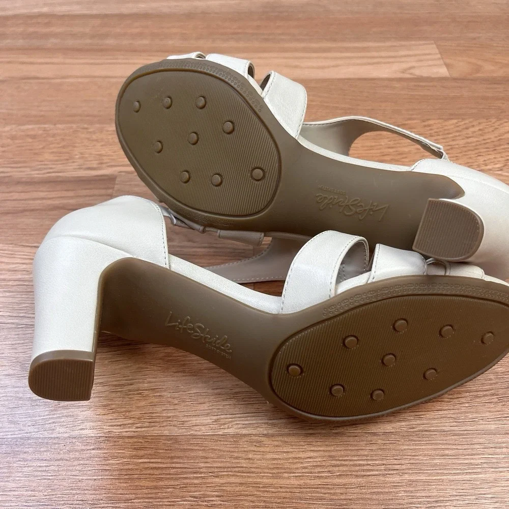 LifeStride Caramel Women's High Heels in‎ Almond Size 8 NEW